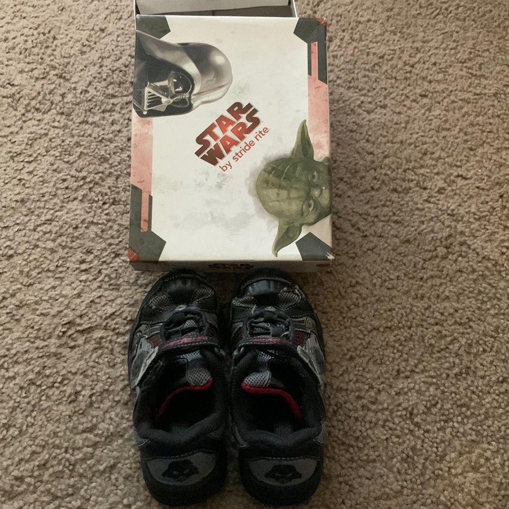 Vader Tie Fighter Black Shoes size 10 1/2M by Stride Rite